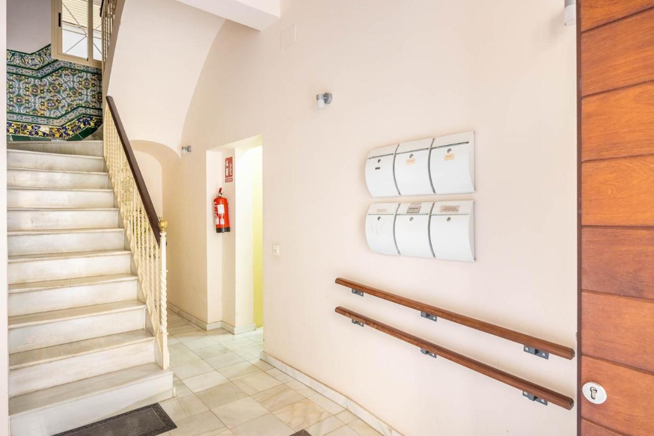 Apartamento Hercules - Vacacional Sevilla Eksteriør billede