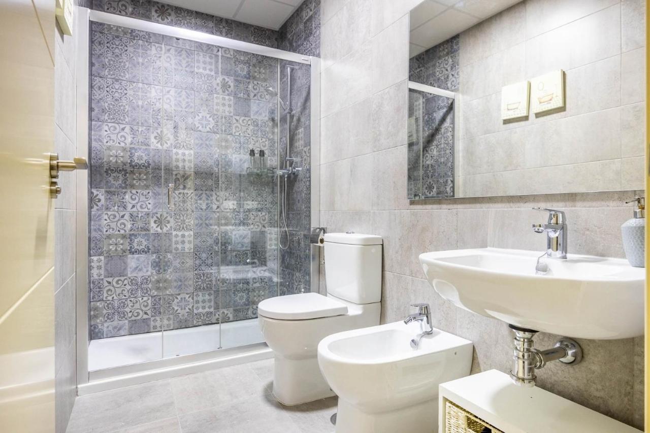 Apartamento Hercules - Vacacional Sevilla Eksteriør billede